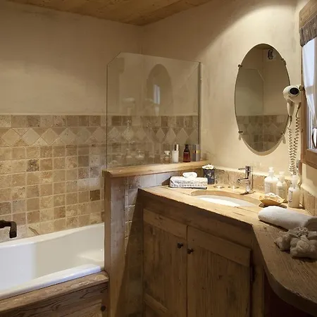 Chalet-hotel Les Fermes De Pierre & Anna Hotel