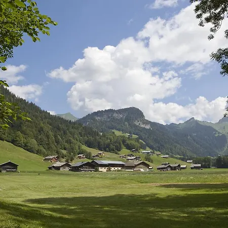 Chalet-hotel Les Fermes De Pierre & Anna Hotel 3*